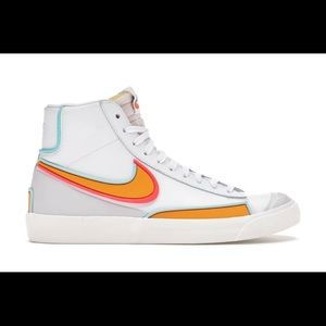 Nike Mens Blazer Mid Infinite White Kumquat. Mens size 8